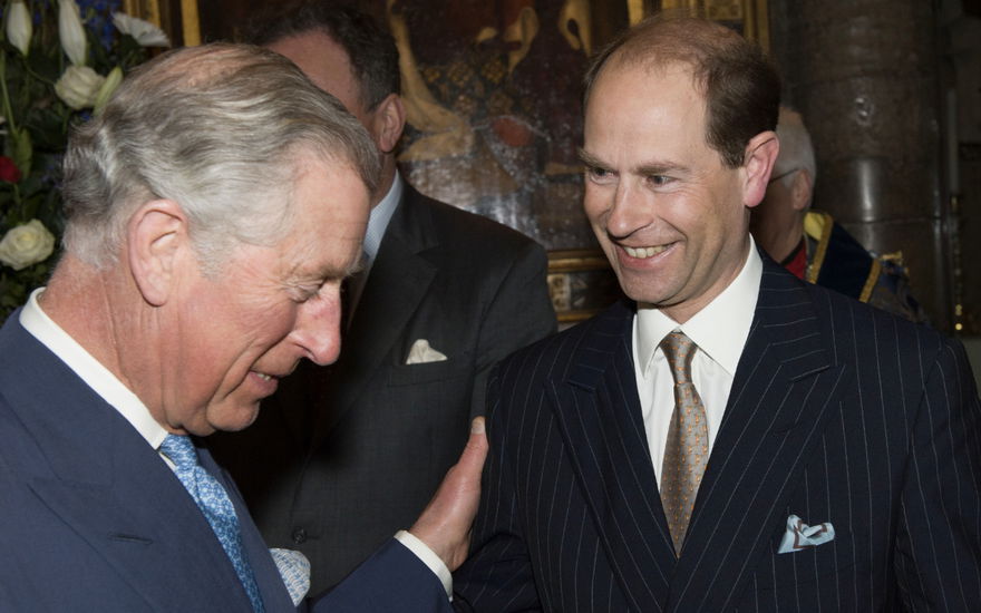 König Charles III. und sein kleiner Bruder Prinz Edward.