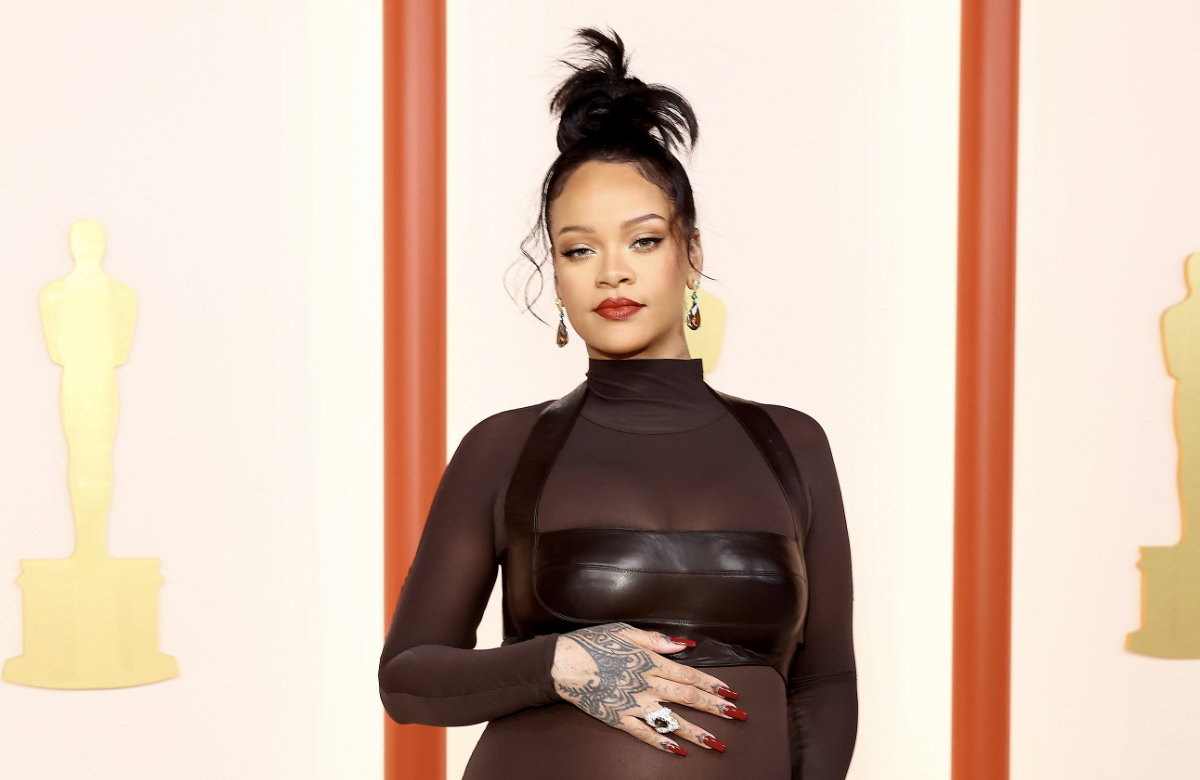 Rihanna auf dem roten Teppich der Oscars 2023