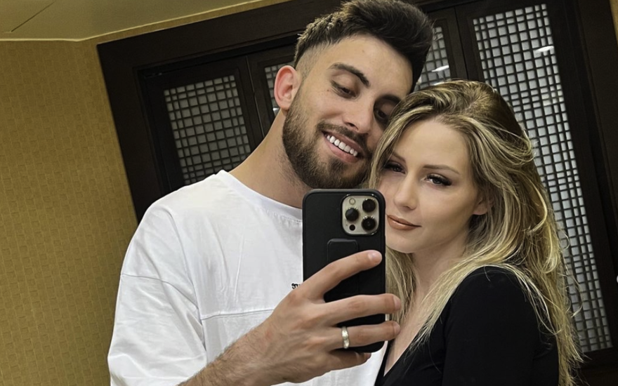 Servet und Loredana Wollny machen ein Selfie