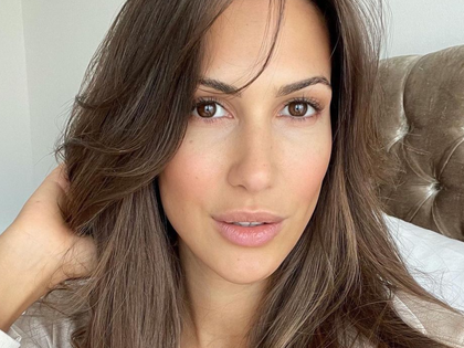"Bachelor"-Siegerin Clea-Lacy Juhn enthüllt Babygeschlecht ihrer Zwillinge