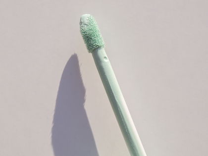 Make-up: DAS ist der beste Concealer gegen Rötungen – und der kostet nur 4 Euro!