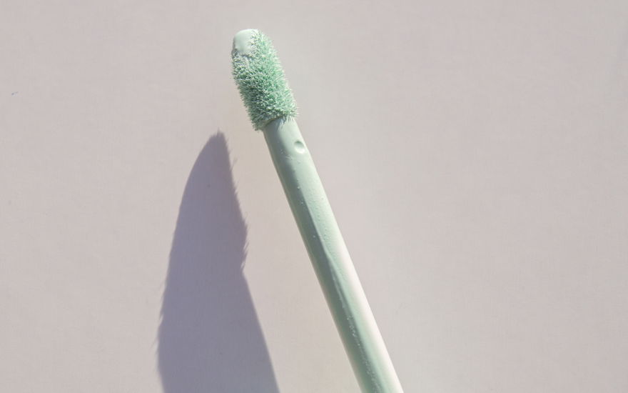 Make-up: DAS ist der beste Concealer gegen Rötungen – und der kostet nur 4 Euro!
