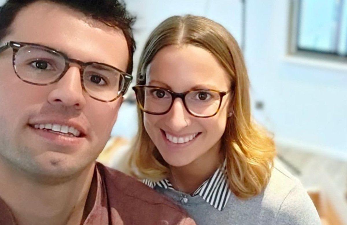Justin und Steffi gucken glücklich in die Kamera