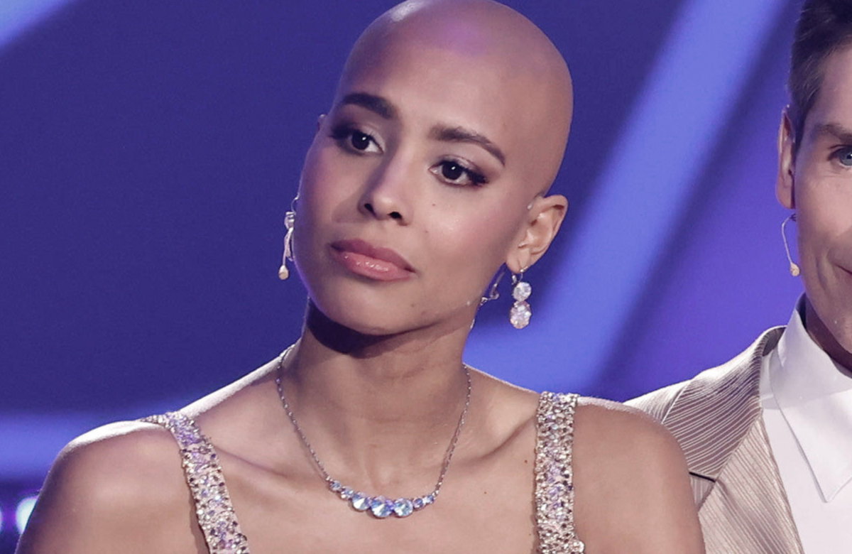 Sharon Battiste guckt bei "Let's Dance" abwartend