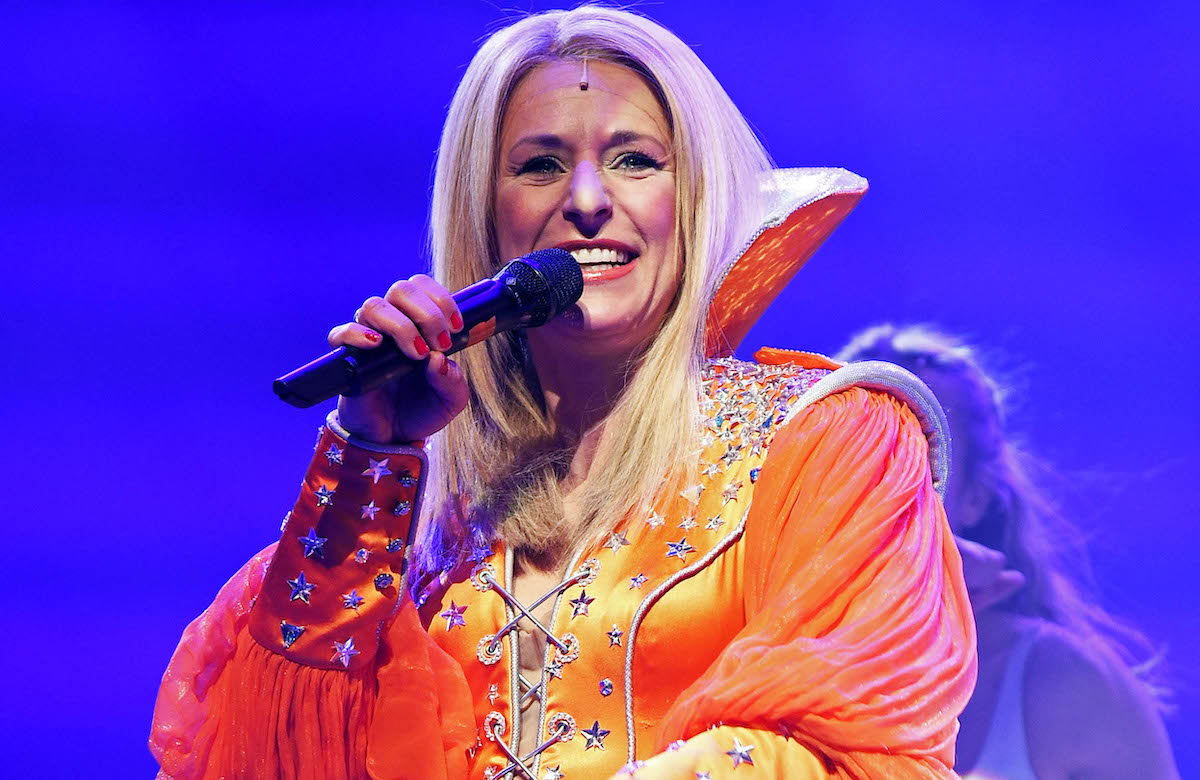 Stefanie Hertel in ihrer Rolle als Tanja bei Mamma Mia - Das Musical