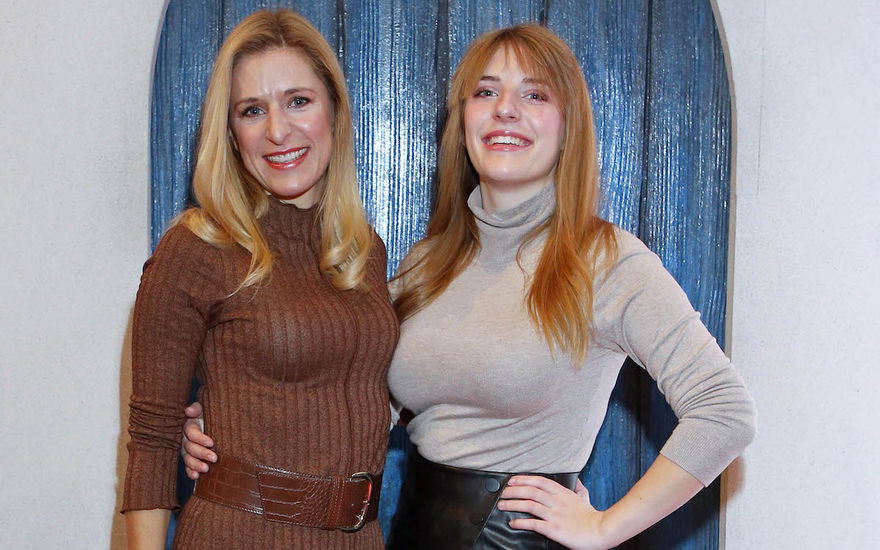Stefanie Hertel und Johanna Mross bei Pressday von Mamma Mia