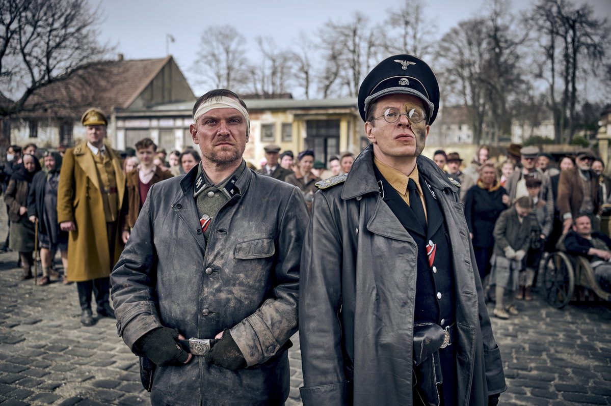 Filmausschnitt aus Netflix' "Blood & Gold" 2023