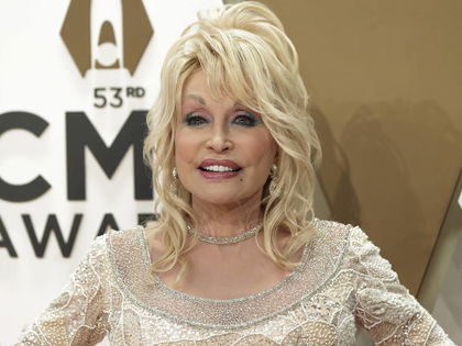 Dolly Parton: Mit Queen-Medley zum Werbegesicht für Olympia 2024