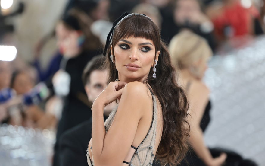 Emily Ratajkowski bei der Met Gala