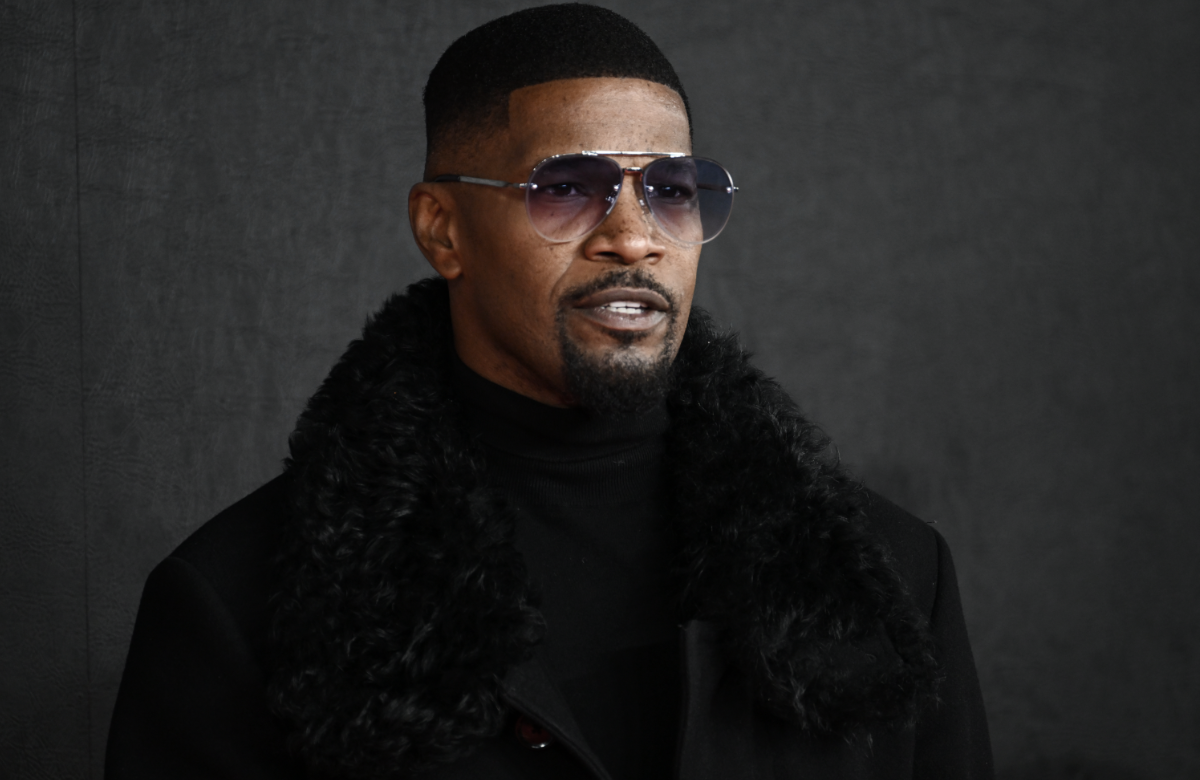 Jamie Foxx guckt ernst