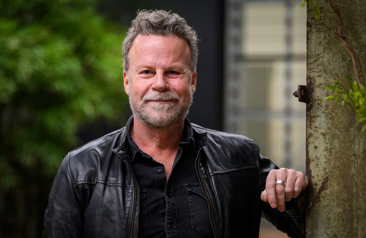 Jenke von Wilmsdorff lächelt