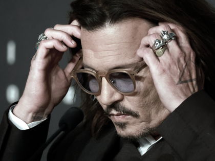 Johnny Depp: Traurige Nachricht offiziell - "Am Boden zerstört"