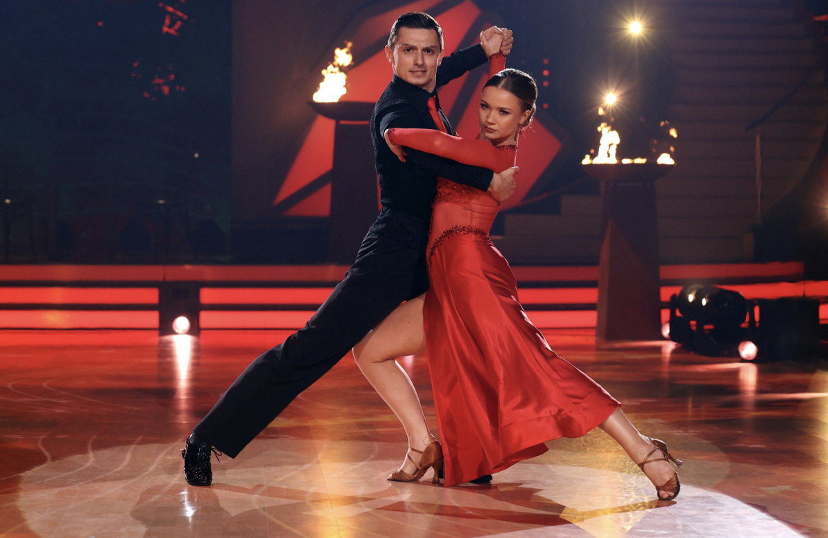 Julia Beautx und Zsolt Sándor Cseke im Finale von "Let's Dance".