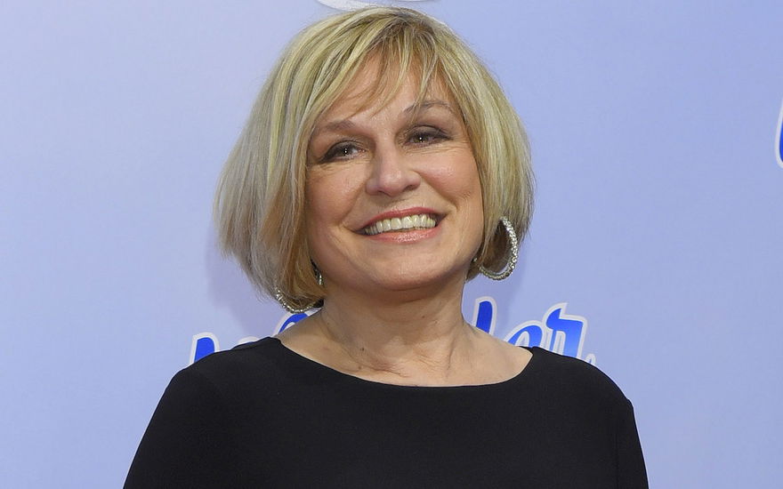 Mary Roos lächelt