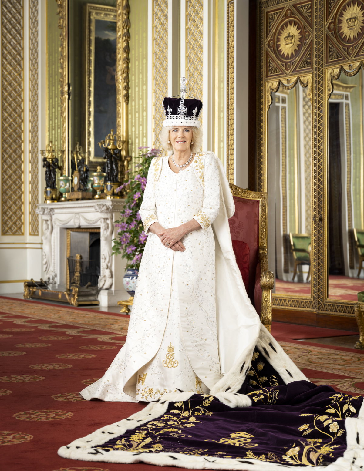 Offizielles Krönungsfoto König Charles III. - Königin Camilla
