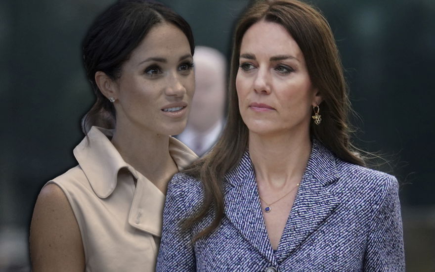 Prinzessin Kate guckt ernst, hinter ihr steht Herzogin Meghan