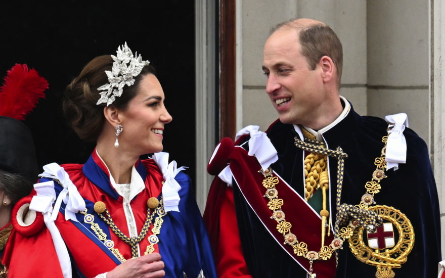Prinzessin Kate und Prinz William auf dem Balkon des Buckingham-Palasts.