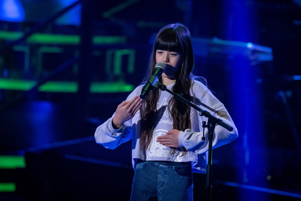 "The Voice Kids"-Finalistin Fia berührt bei ihren Auftritten mit Elementen der Gebärdensprache