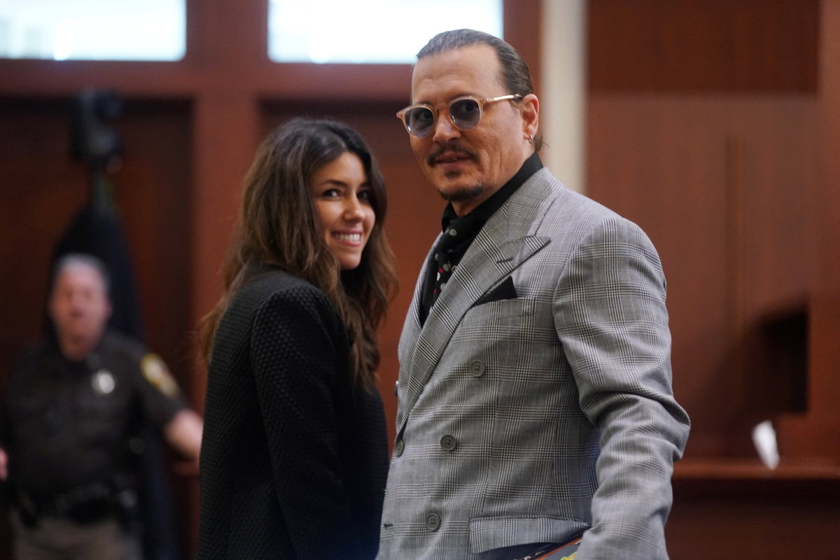 Johnny Depp und Camille Vasquez im Gericht