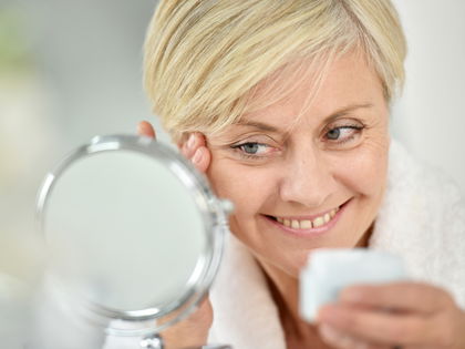 Anti-Aging: Diese Creme für reife Haut besitzt eine Doppelwirkung