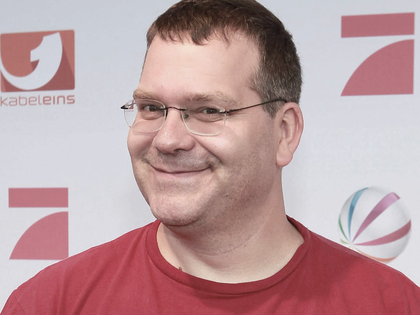 Elton: So hoch ist das Vermögen des Ex-ProSieben-Moderators