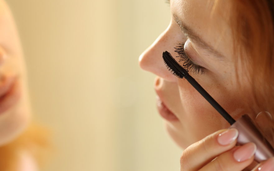 Mascara: Diese Wimperntusche ist in der Apotheke die Nummer 1