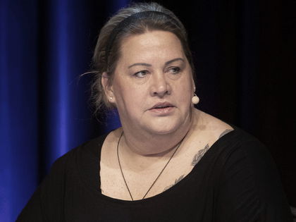 Ilka Bessin: Bewegende Worte! “Fühle mich einsam, weil du mir fehlst”