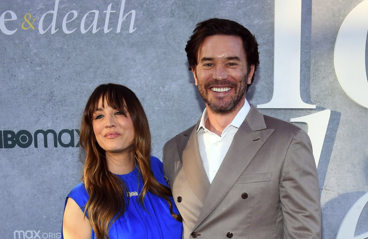 Kaley Cuoco und Tom Pelphrey, 2023.