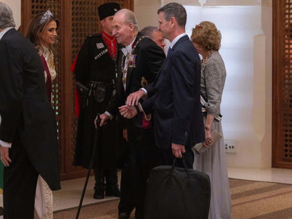 Royals: Ex-König Juan Carlos in Jordanien – Geheime Tasche sorgt für große Verwunderung