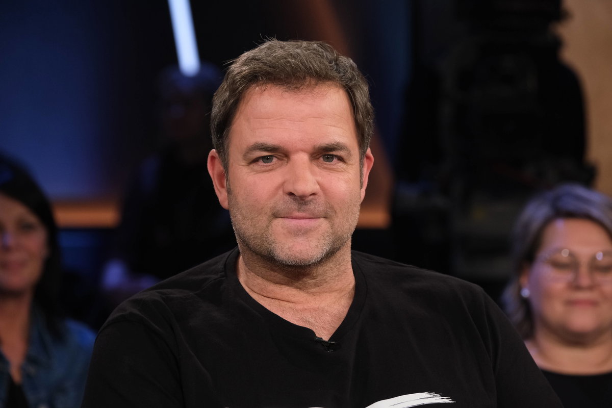 Martin Rütter guckt ernst