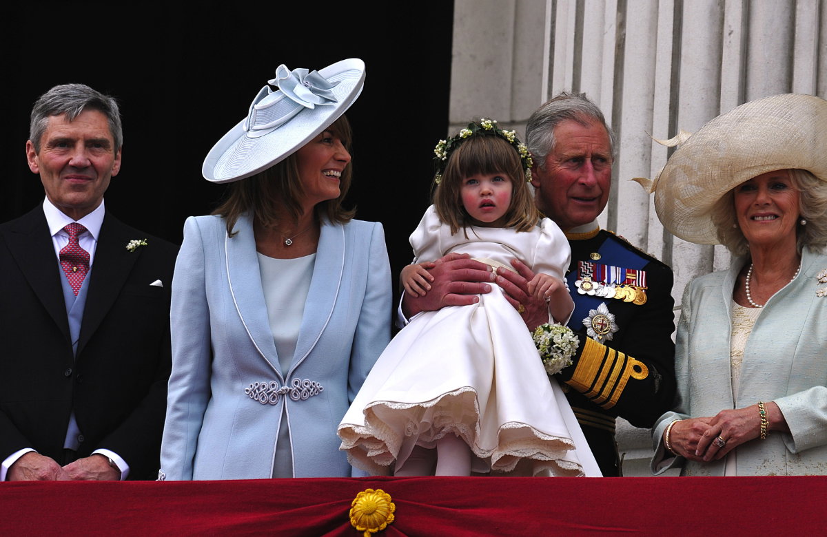 Michael & Carol Middleton mit König Charles III. und Königin Camilla.