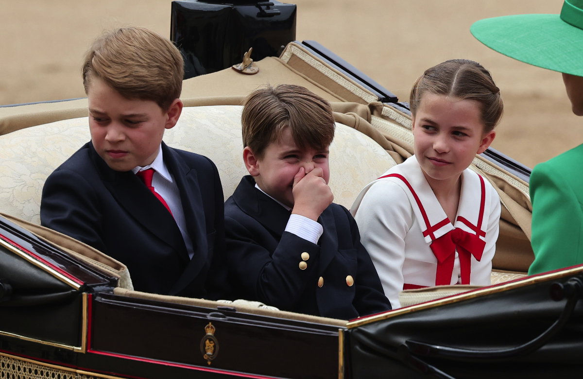 Prinz Geroge, Prinz Louis und Prinzessin Charlotte bei der "Trooping The Colour"-Parade.