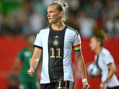 Alexandra Popp: Ehe, Familie, Karriere – Sie ist der deutsche WM-Star