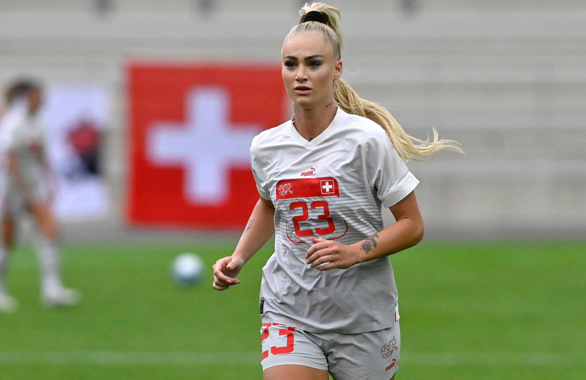 Alisha Lehmann im Schweiz-Trikot