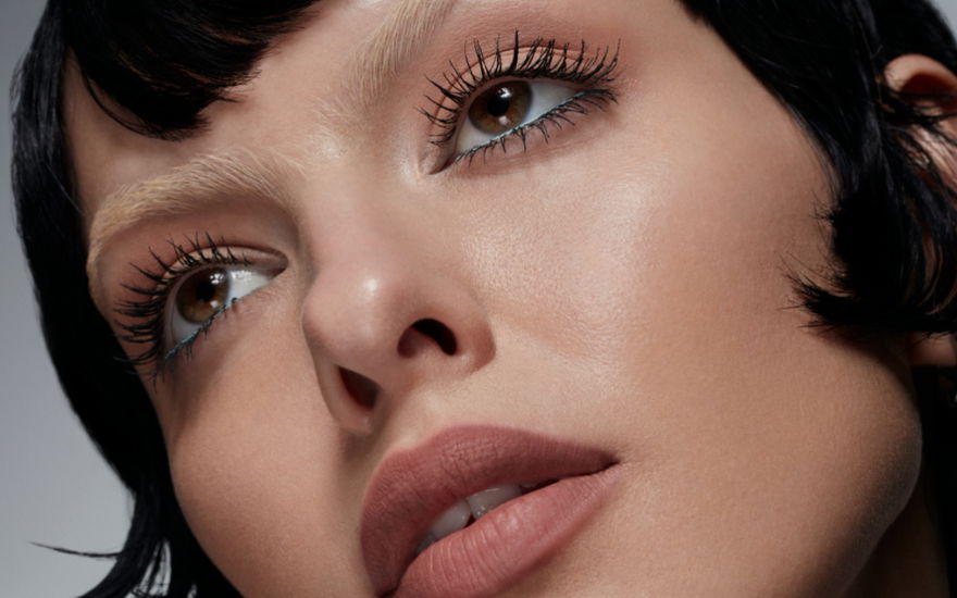 Mascara: Mega-Halt! Diese Wimperntusche versiegelt die Wimpern wie ein Tattoo