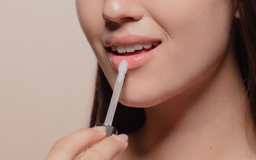 Laut User: DIESES 9-Euro-Lippenöl ist so gut wie ein Luxusprodukt