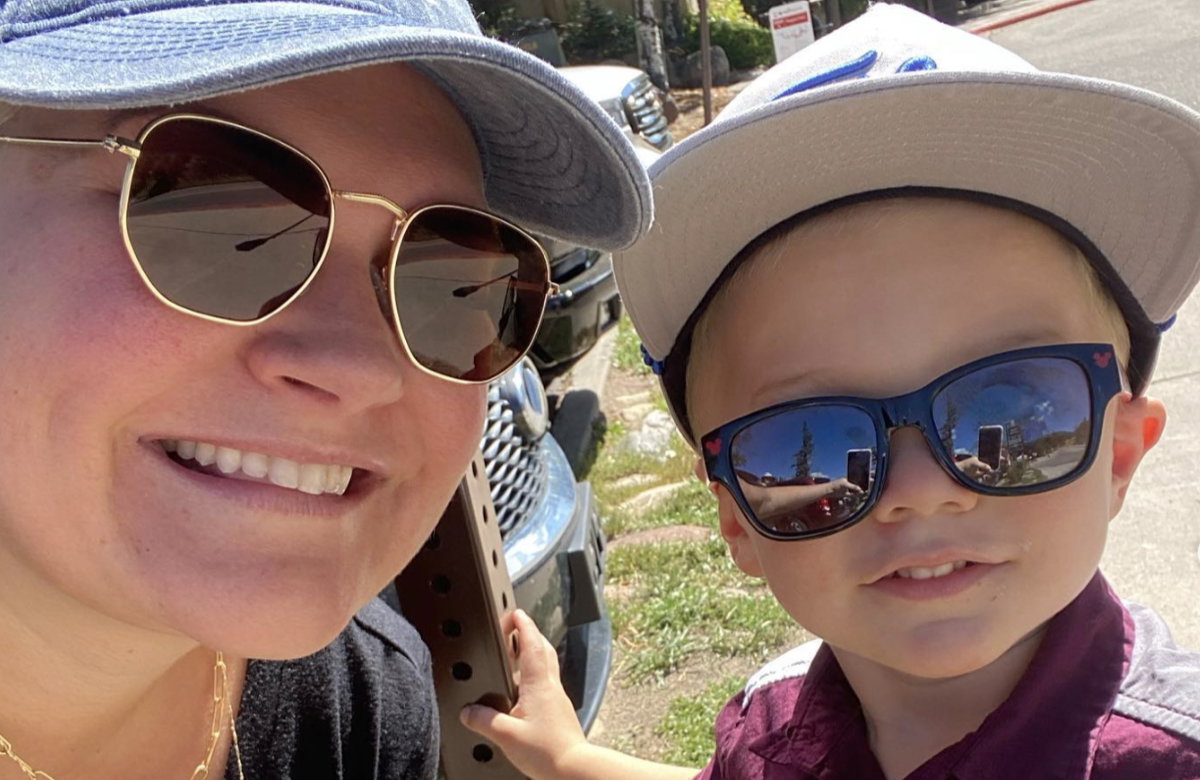 Mama-Inlfuencerin Haley Odlozil mit ihrem Sohn Weston.