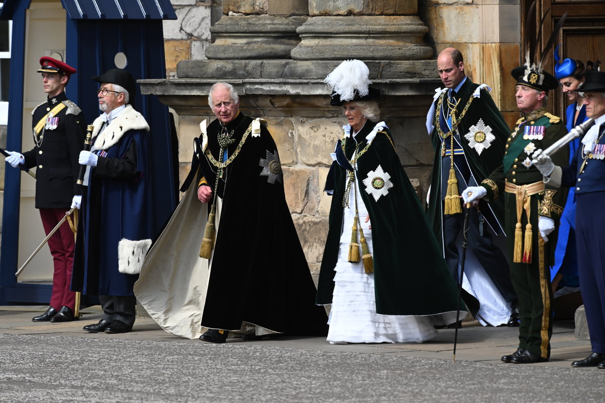 König Charles und Königin Camilla am 05. Juli bei der Krönung in Schottland.