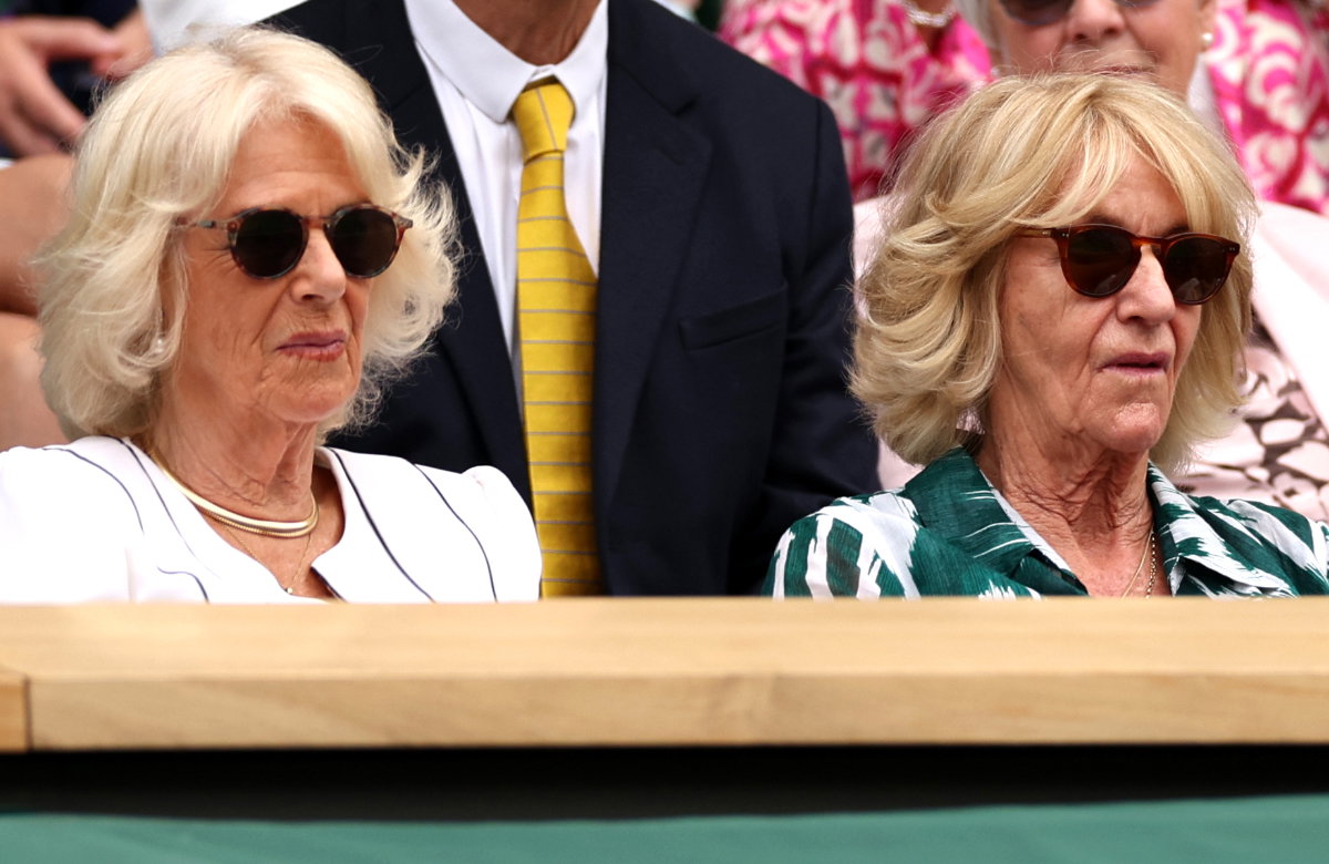 Königin Camilla und ihre Schwester Annabel Elliot in Wimbledon.