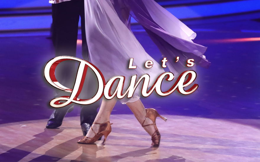 "Let's Dance"-Tänzer hinter Sendungslogo