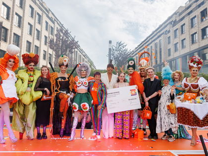 Lieferando Drag Design Contest: Svenja Neubauer überzeugt Jorge González mit Sushi-Look