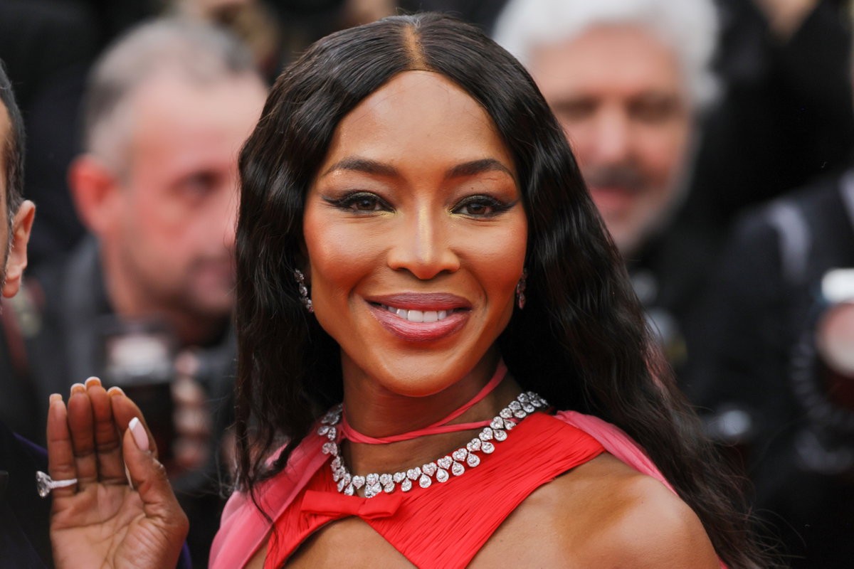Naomi Campbell lächelt