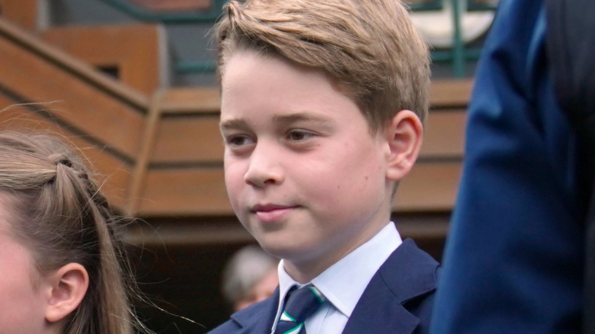 Prinz George lächelt