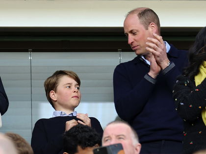 Prinz William: Mit George beim Fußball - Er bemüht sich um Normalität nach Kates Krebsdiagnose