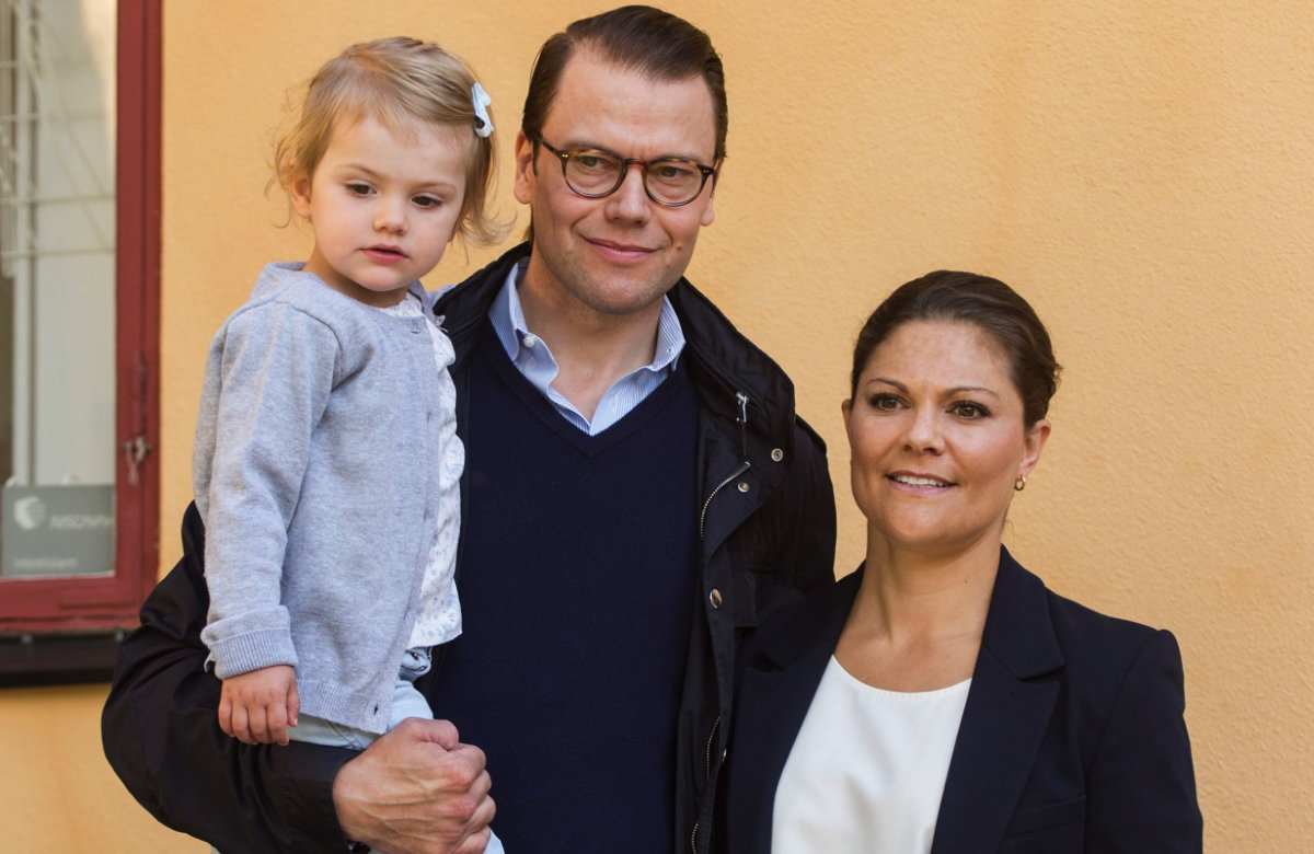Prinzessin Estelle mit ihren Eltern Prinz Daniel und Prinzessin Victoria, 2014.