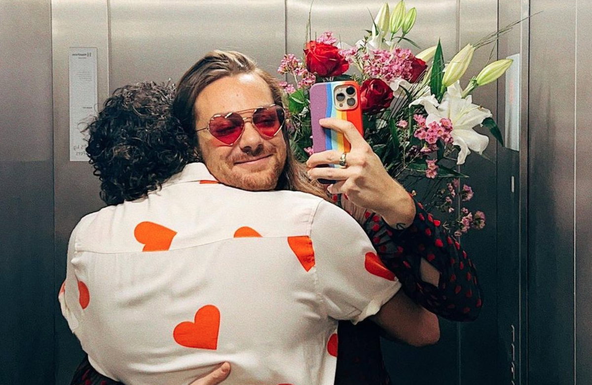 Riccardo Simonetti Spiegelselfie mit Freund Steven
