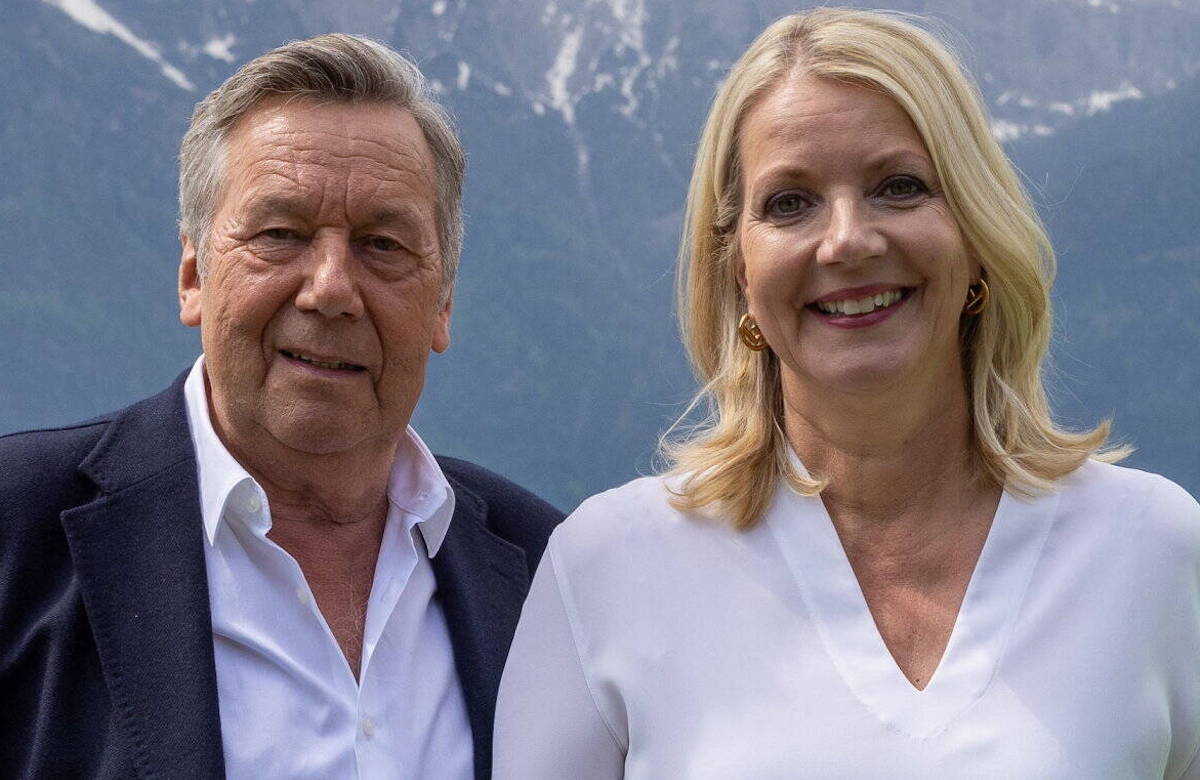 Roland Kaiser und Ehefrau Silvia Keiler strahlen in die Kamera
