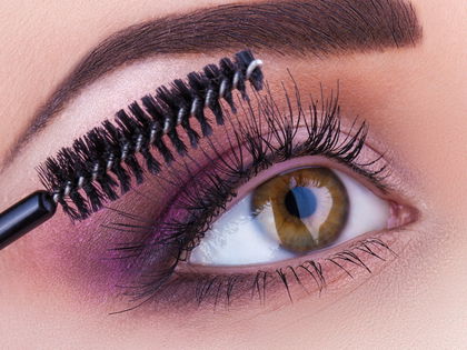 Welche Mascara für getrennte Wimpern? Die 3 besten Wimperntuschen für Definition