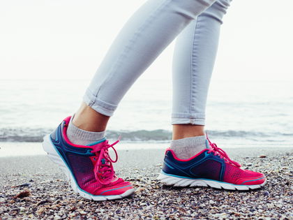 Schuh-Trend 2023: In diese Sneaker können wir einfach reinschlüpfen