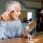 Anti-Aging: Auf diese getönte Tagescreme schwören alle Frauen ab 60 